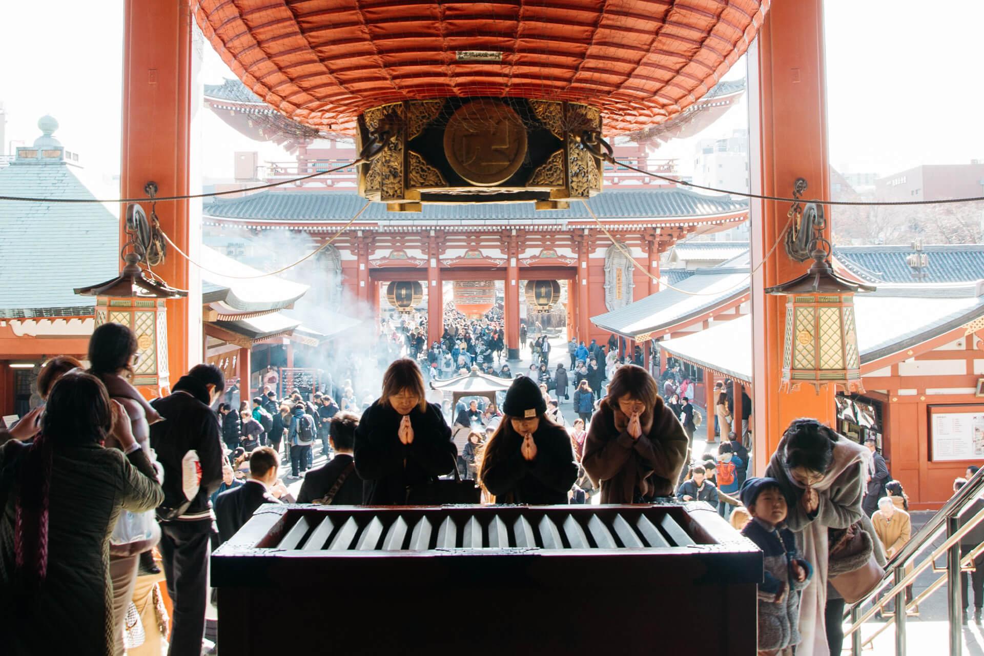 日本神社與寺廟的參拜形式差異