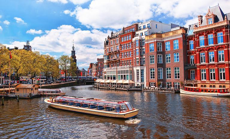 荷比盧.冬日遨遊10日(冬季) - 河畔風車村.梵谷森林國家公園.阿姆斯特丹連泊